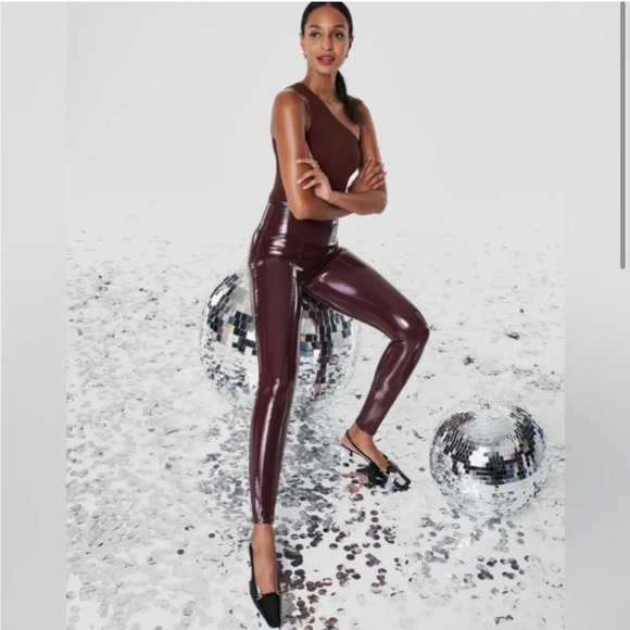 SPANX SPANXshape Faux Patent Leather Vegan
Leggings Ruby Red Petite SMALL - Picture 11 of 14